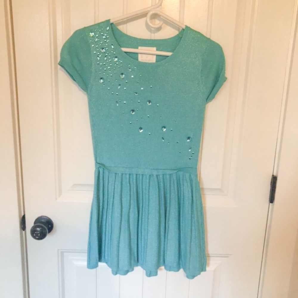 Girls Pretty Dress!